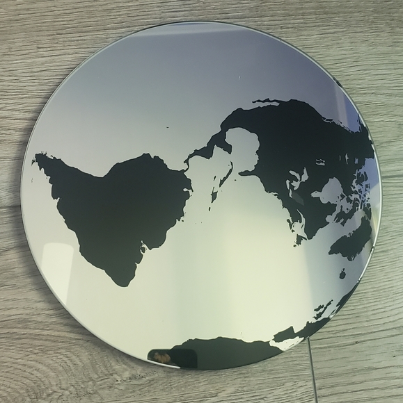 Globe mirrors - Picture 4 of 6